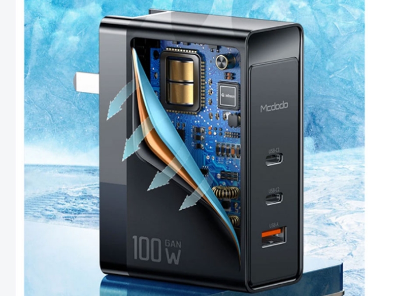 شارژر دیواری مک دودو CH-810 PRO