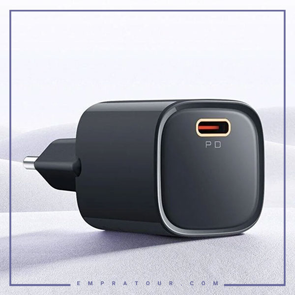 آداپتور شارژ 20 وات مک دودو CH-4021